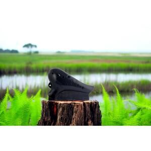 Night by Noble Ocarina – Alto C - Black Finish, Stand